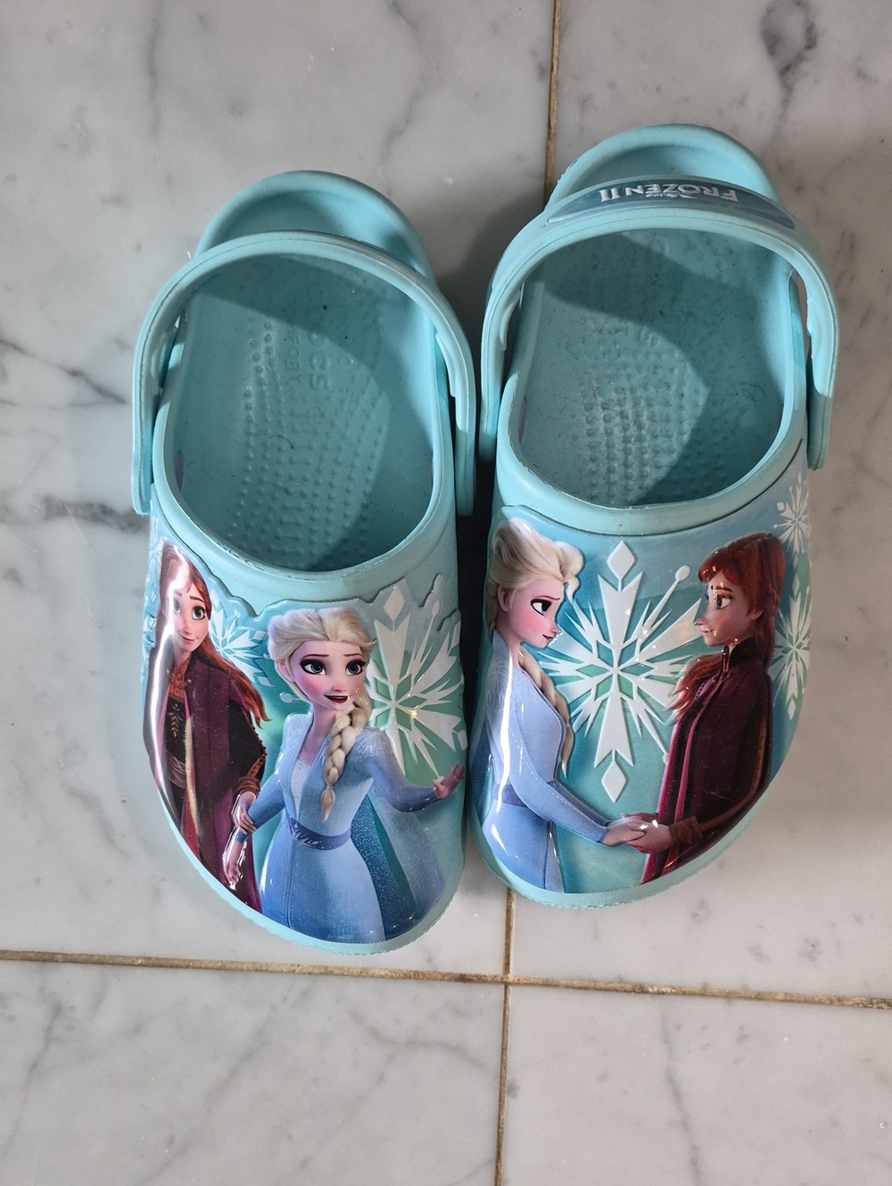 CROCS Kids Frozen Elsa & Anna Blue Slip-On Clogs